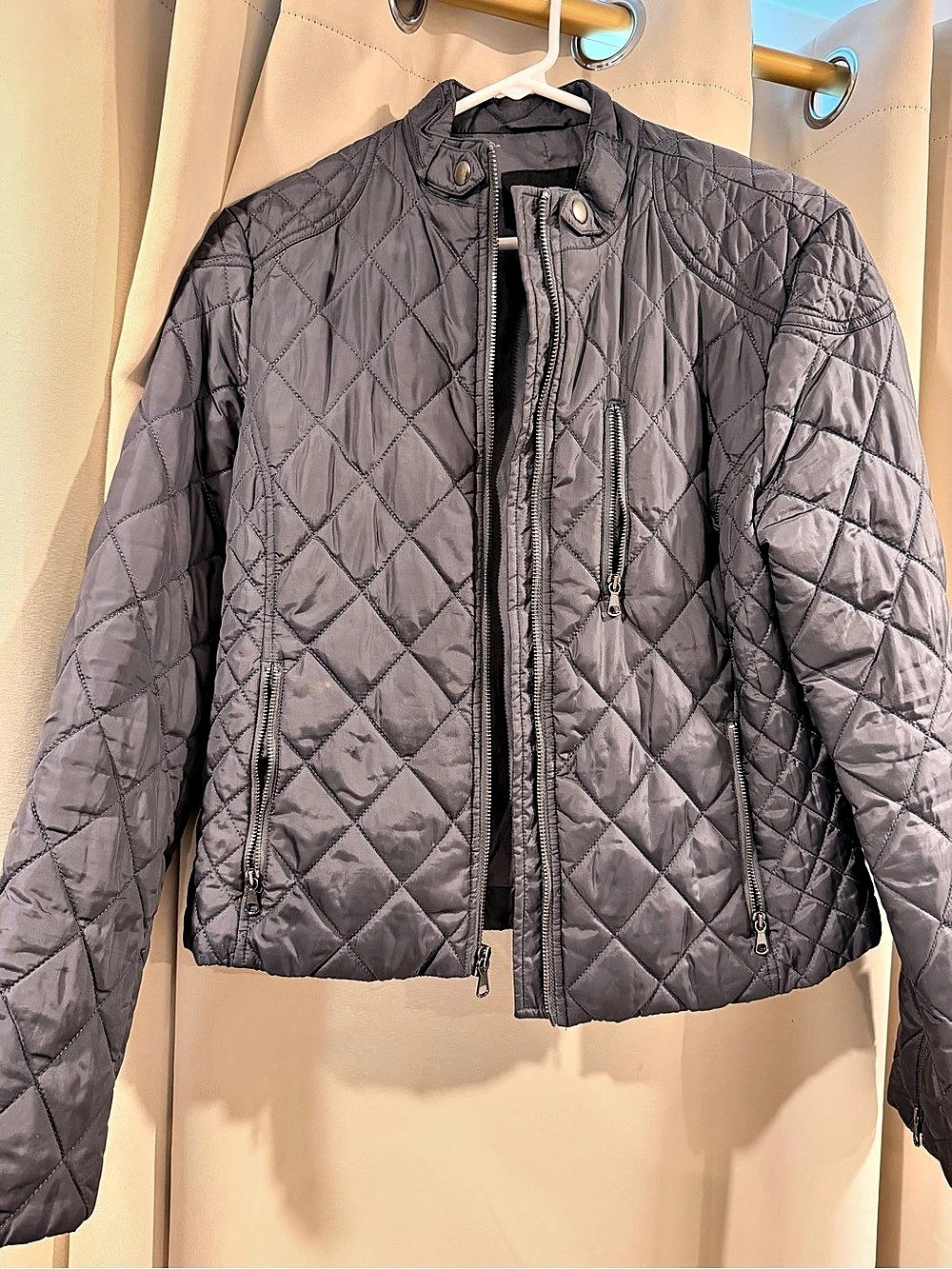 Quilted Puffer Jacket in Gray Like New